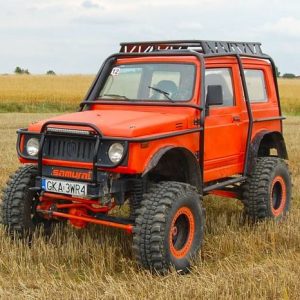 Suzuki Samurai